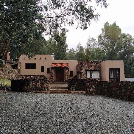 El Bosque De Las Animas Villa Tandil Exteriör bild